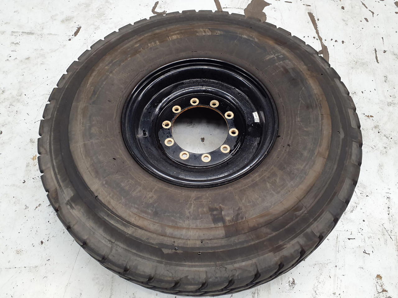 Liebherr Wheel 445/95R25 10 12 1p - Kompletan kotač za Dizalica: slika Liebherr Wheel 445/95R25 10 12 1p - Kompletan kotač za Dizalica Liebherr Wheel 445/95R25 10 12 1p - Kompletan kotač za Dizalica: slika Liebherr Wheel 445/95R25 10 12 1p - Kompletan kotač za Dizalica