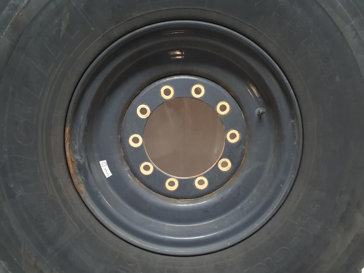 Liebherr Wheel 445/95R25 10 12 1p - Kompletan kotač: slika Liebherr Wheel 445/95R25 10 12 1p - Kompletan kotač Liebherr Wheel 445/95R25 10 12 1p - Kompletan kotač: slika Liebherr Wheel 445/95R25 10 12 1p - Kompletan kotač