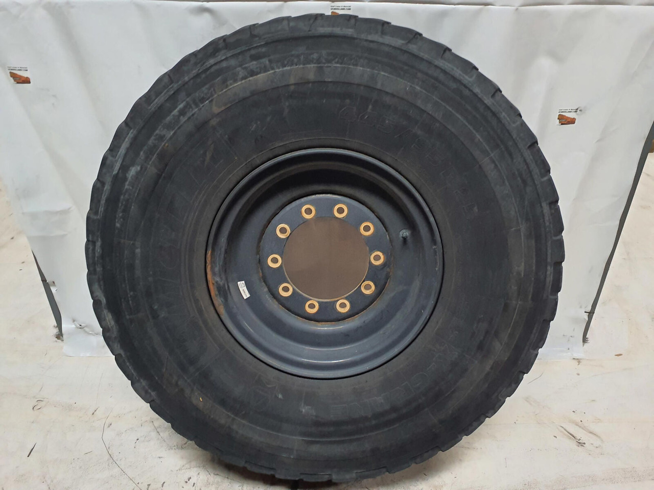 Liebherr Wheel 445/95R25 10 12 1p - Kompletan kotač: slika Liebherr Wheel 445/95R25 10 12 1p - Kompletan kotač Liebherr Wheel 445/95R25 10 12 1p - Kompletan kotač: slika Liebherr Wheel 445/95R25 10 12 1p - Kompletan kotač