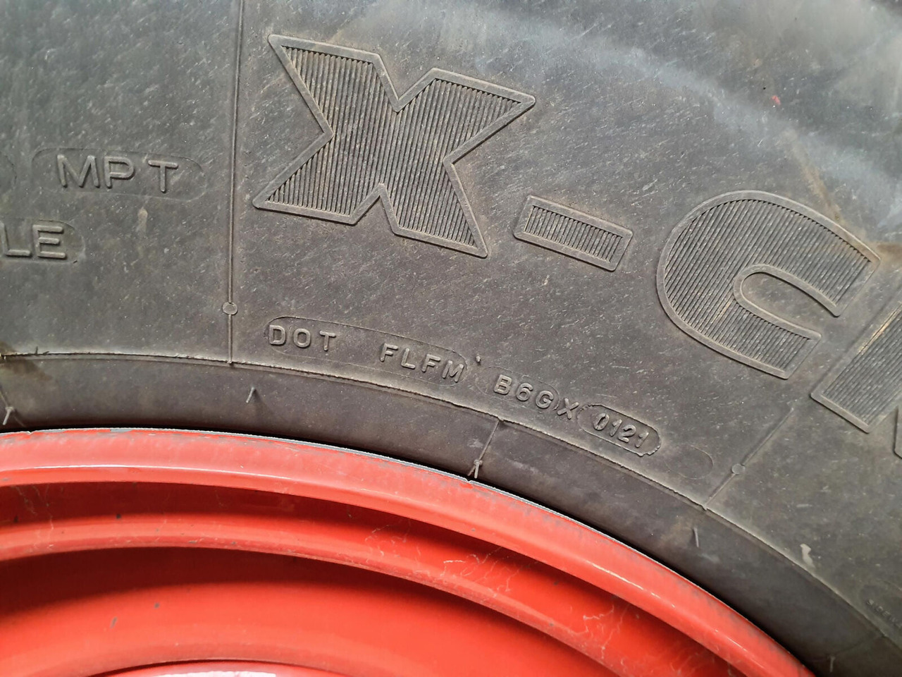 Kompletan kotač za Dizalica Michelin Wheel 445/95R25 10 12 1p: slika Kompletan kotač za Dizalica Michelin Wheel 445/95R25 10 12 1p