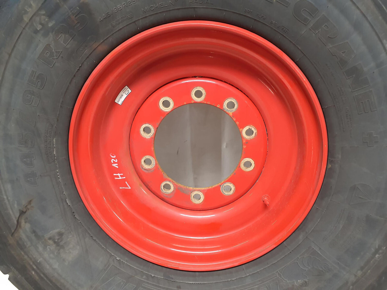 Michelin Wheel 445/95R25 10 12 1p - Kompletan kotač: slika Michelin Wheel 445/95R25 10 12 1p - Kompletan kotač Michelin Wheel 445/95R25 10 12 1p - Kompletan kotač: slika Michelin Wheel 445/95R25 10 12 1p - Kompletan kotač