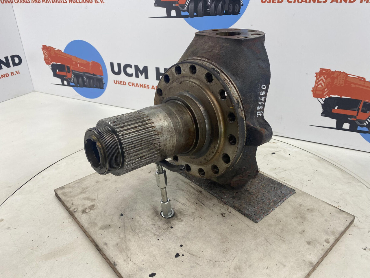 PPM 280 ATT Steering knuckle 16 holes axle 1 - Rukavac kotača za Dizalica: slika PPM 280 ATT Steering knuckle 16 holes axle 1 - Rukavac kotača za Dizalica PPM 280 ATT Steering knuckle 16 holes axle 1 - Rukavac kotača za Dizalica: slika PPM 280 ATT Steering knuckle 16 holes axle 1 - Rukavac kotača za Dizalica