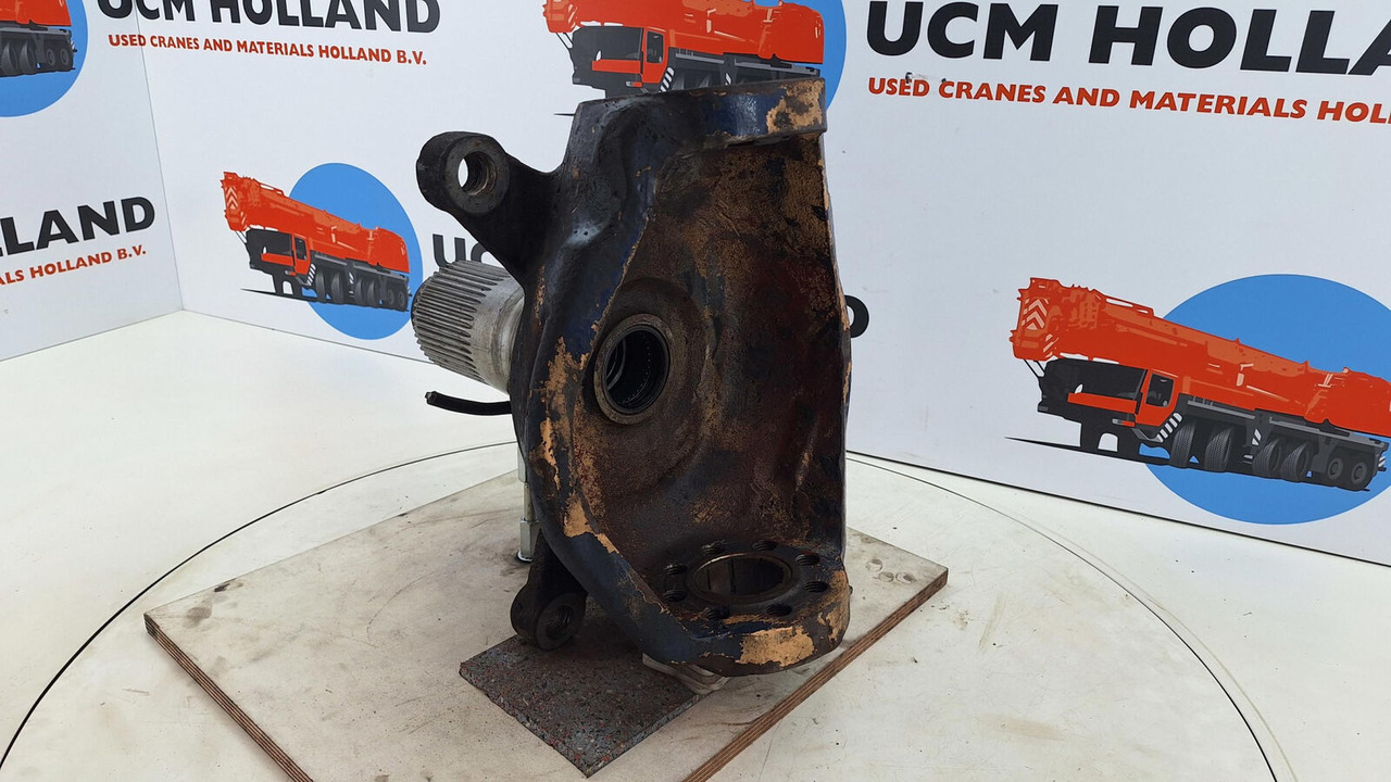 PPM ATT 380 Steering knuckle axle 1 - Rukavac kotača za Dizalica: slika PPM ATT 380 Steering knuckle axle 1 - Rukavac kotača za Dizalica PPM ATT 380 Steering knuckle axle 1 - Rukavac kotača za Dizalica: slika PPM ATT 380 Steering knuckle axle 1 - Rukavac kotača za Dizalica