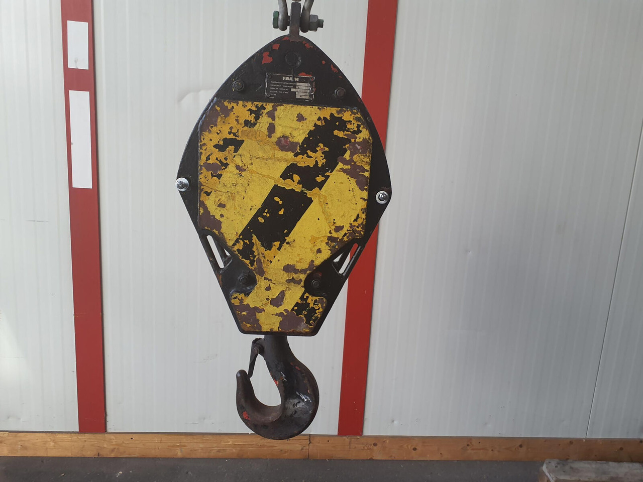 FAUN Hookblock 16mm 1 sheave 12,5t - Rezervni dijelovi za Autodizalica: slika FAUN Hookblock 16mm 1 sheave 12,5t - Rezervni dijelovi za Autodizalica FAUN Hookblock 16mm 1 sheave 12,5t - Rezervni dijelovi za Autodizalica: slika FAUN Hookblock 16mm 1 sheave 12,5t - Rezervni dijelovi za Autodizalica