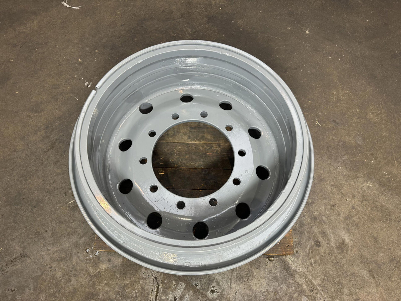 Rim 525/80R25 10 19.5 3p - Felga za Dizalica: slika Rim 525/80R25 10 19.5 3p - Felga za Dizalica Rim 525/80R25 10 19.5 3p - Felga za Dizalica: slika Rim 525/80R25 10 19.5 3p - Felga za Dizalica