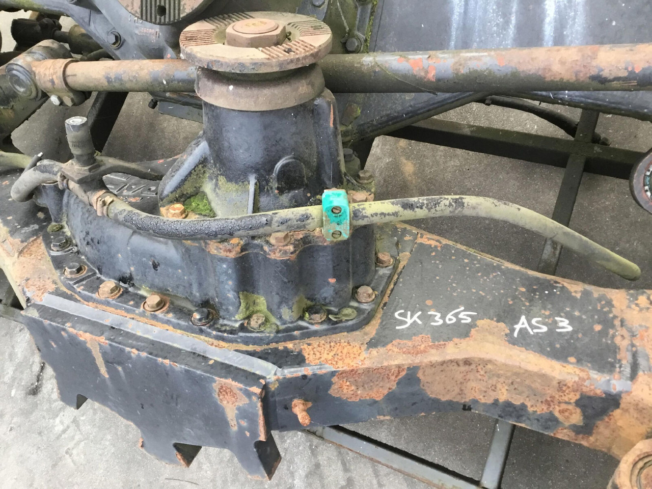 Spierings SK 365 axle 3 - Osovina i dijelovi za Autodizalica: slika Spierings SK 365 axle 3 - Osovina i dijelovi za Autodizalica Spierings SK 365 axle 3 - Osovina i dijelovi za Autodizalica: slika Spierings SK 365 axle 3 - Osovina i dijelovi za Autodizalica