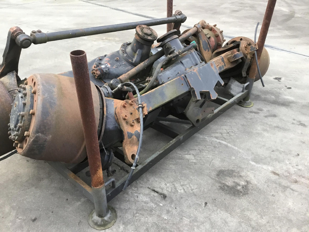 Spierings SK 365 axle 3 - Osovina i dijelovi za Autodizalica: slika Spierings SK 365 axle 3 - Osovina i dijelovi za Autodizalica Spierings SK 365 axle 3 - Osovina i dijelovi za Autodizalica: slika Spierings SK 365 axle 3 - Osovina i dijelovi za Autodizalica