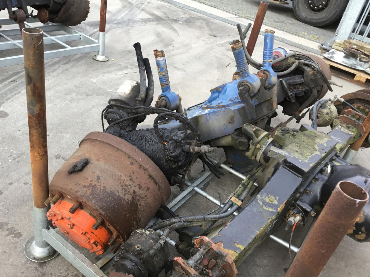 Spierings SK 377 axle 3 - Osovina i dijelovi za Autodizalica: slika Spierings SK 377 axle 3 - Osovina i dijelovi za Autodizalica Spierings SK 377 axle 3 - Osovina i dijelovi za Autodizalica: slika Spierings SK 377 axle 3 - Osovina i dijelovi za Autodizalica