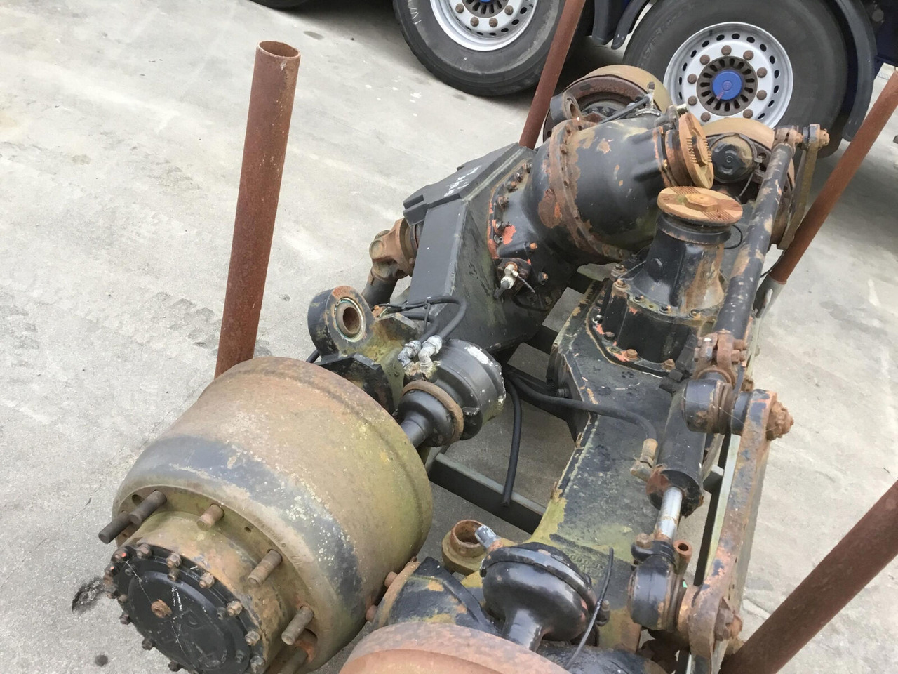 Spierings SK 477 axle 3 - Osovina i dijelovi za Autodizalica: slika Spierings SK 477 axle 3 - Osovina i dijelovi za Autodizalica Spierings SK 477 axle 3 - Osovina i dijelovi za Autodizalica: slika Spierings SK 477 axle 3 - Osovina i dijelovi za Autodizalica