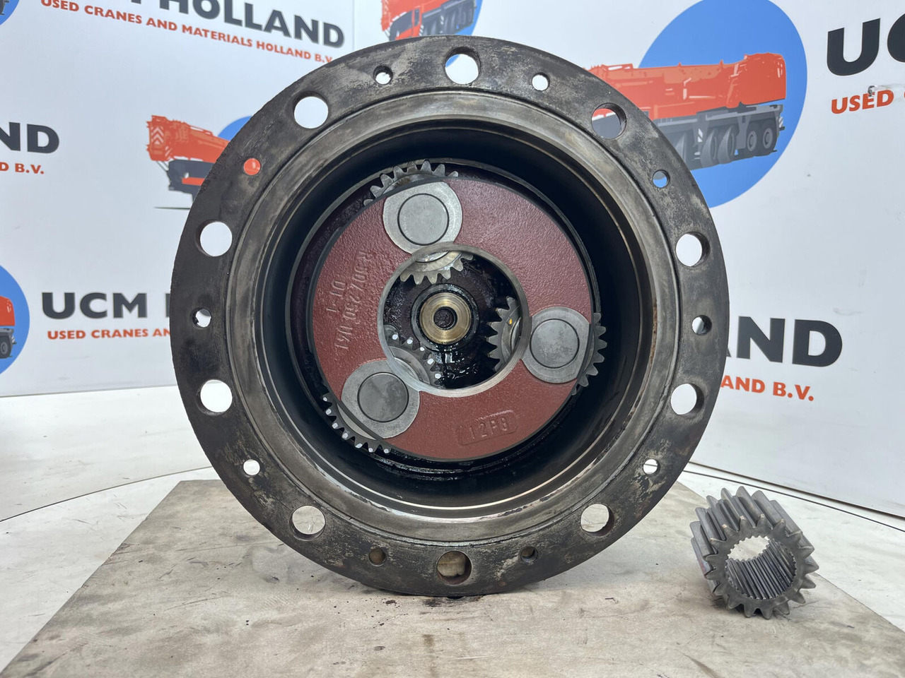 Terex AC 155 planetary gear 17-24-67-32-46-3-H135 - Reduktor pogona za Autodizalica: slika Terex AC 155 planetary gear 17-24-67-32-46-3-H135 - Reduktor pogona za Autodizalica Terex AC 155 planetary gear 17-24-67-32-46-3-H135 - Reduktor pogona za Autodizalica: slika Terex AC 155 planetary gear 17-24-67-32-46-3-H135 - Reduktor pogona za Autodizalica