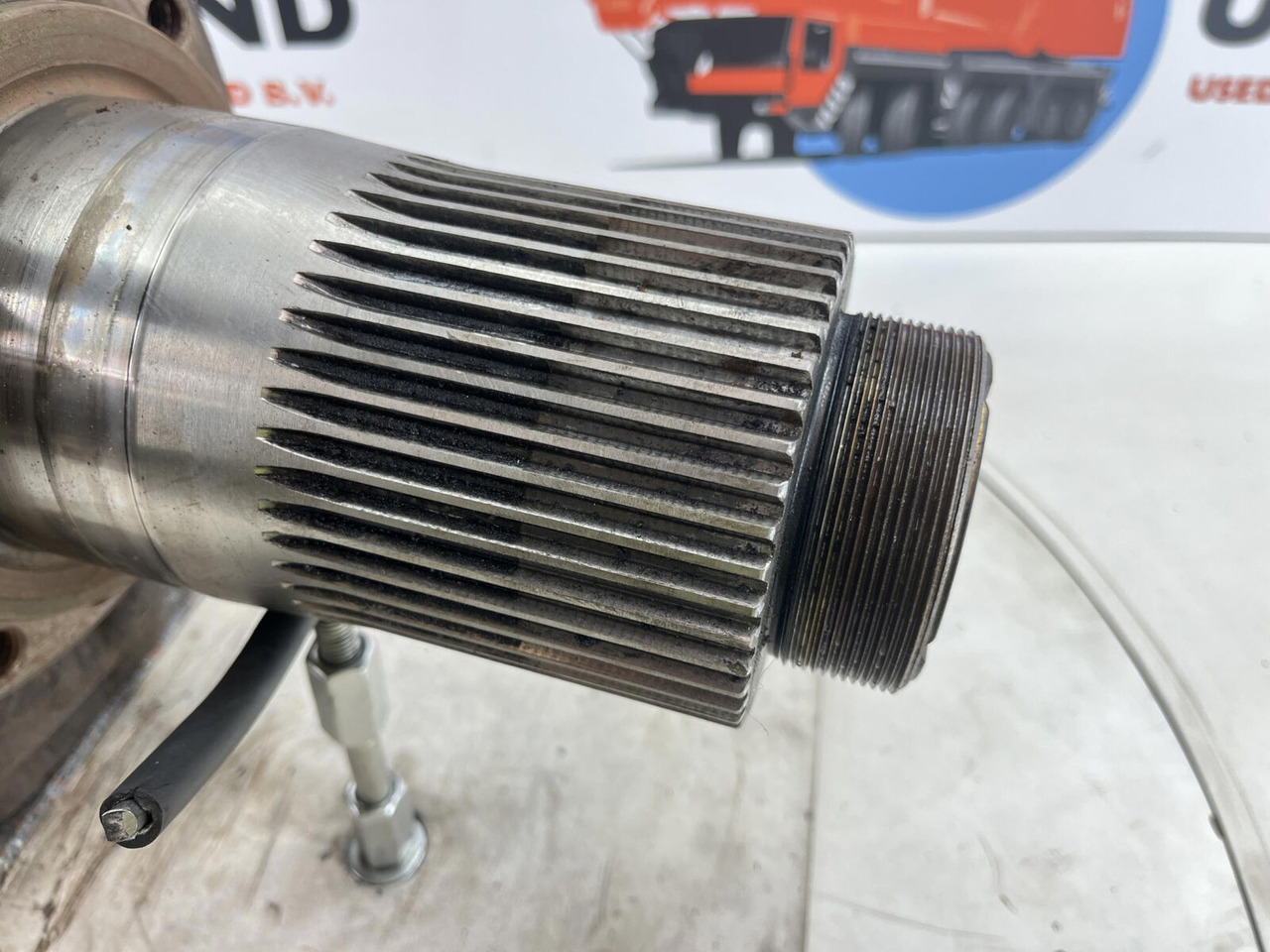 Rukavac kotača za Autodizalica Terex AC 155 steering knuckle 16 holes axle 3: slika Rukavac kotača za Autodizalica Terex AC 155 steering knuckle 16 holes axle 3