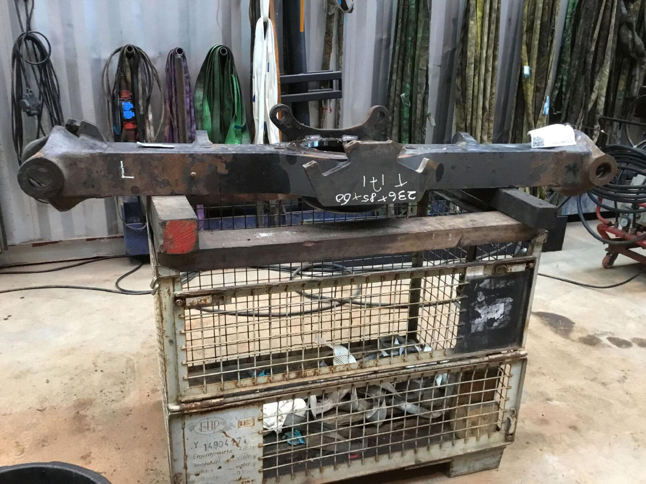 Terex AC 205 axle housing axle 4 - Osovina i dijelovi za Autodizalica: slika Terex AC 205 axle housing axle 4 - Osovina i dijelovi za Autodizalica Terex AC 205 axle housing axle 4 - Osovina i dijelovi za Autodizalica: slika Terex AC 205 axle housing axle 4 - Osovina i dijelovi za Autodizalica