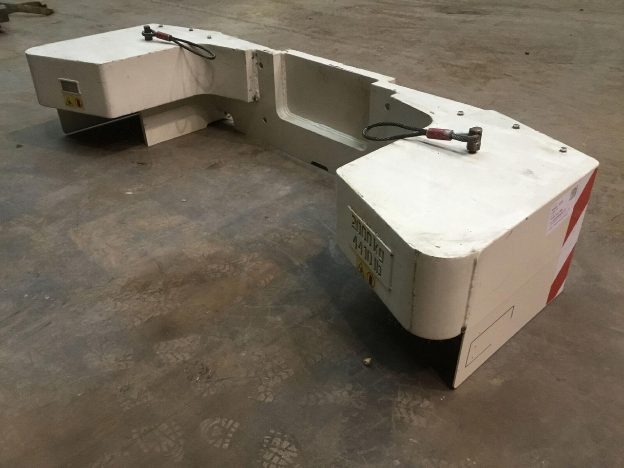 Terex Terex AC 40L counterweight 2T - Protuuteg za Autodizalica: slika Terex Terex AC 40L counterweight 2T - Protuuteg za Autodizalica Terex Terex AC 40L counterweight 2T - Protuuteg za Autodizalica: slika Terex Terex AC 40L counterweight 2T - Protuuteg za Autodizalica