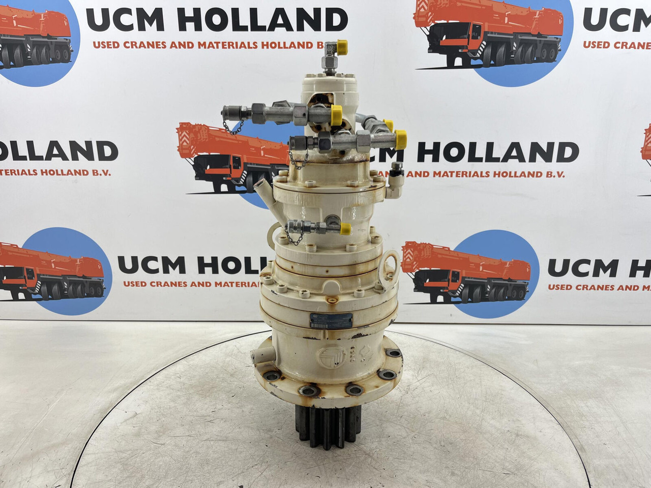 Terex challenger 3160 slewing gear - Motor okretanja za Autodizalica: slika Terex challenger 3160 slewing gear - Motor okretanja za Autodizalica Terex challenger 3160 slewing gear - Motor okretanja za Autodizalica: slika Terex challenger 3160 slewing gear - Motor okretanja za Autodizalica