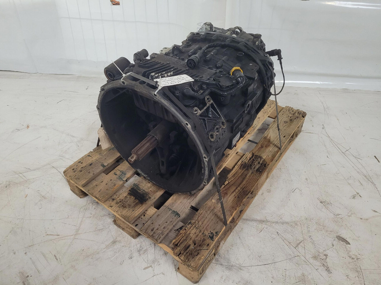 ZF GMK 3055 Gearbox ZF Astronic 12 AS 2302 - Mjenjač za Autodizalica: slika ZF GMK 3055 Gearbox ZF Astronic 12 AS 2302 - Mjenjač za Autodizalica ZF GMK 3055 Gearbox ZF Astronic 12 AS 2302 - Mjenjač za Autodizalica: slika ZF GMK 3055 Gearbox ZF Astronic 12 AS 2302 - Mjenjač za Autodizalica