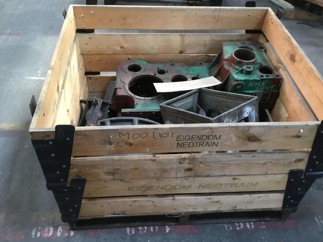 ZF KMK 3045 gearbox ZF 6WG200 - Mjenjač za Autodizalica: slika ZF KMK 3045 gearbox ZF 6WG200 - Mjenjač za Autodizalica ZF KMK 3045 gearbox ZF 6WG200 - Mjenjač za Autodizalica: slika ZF KMK 3045 gearbox ZF 6WG200 - Mjenjač za Autodizalica
