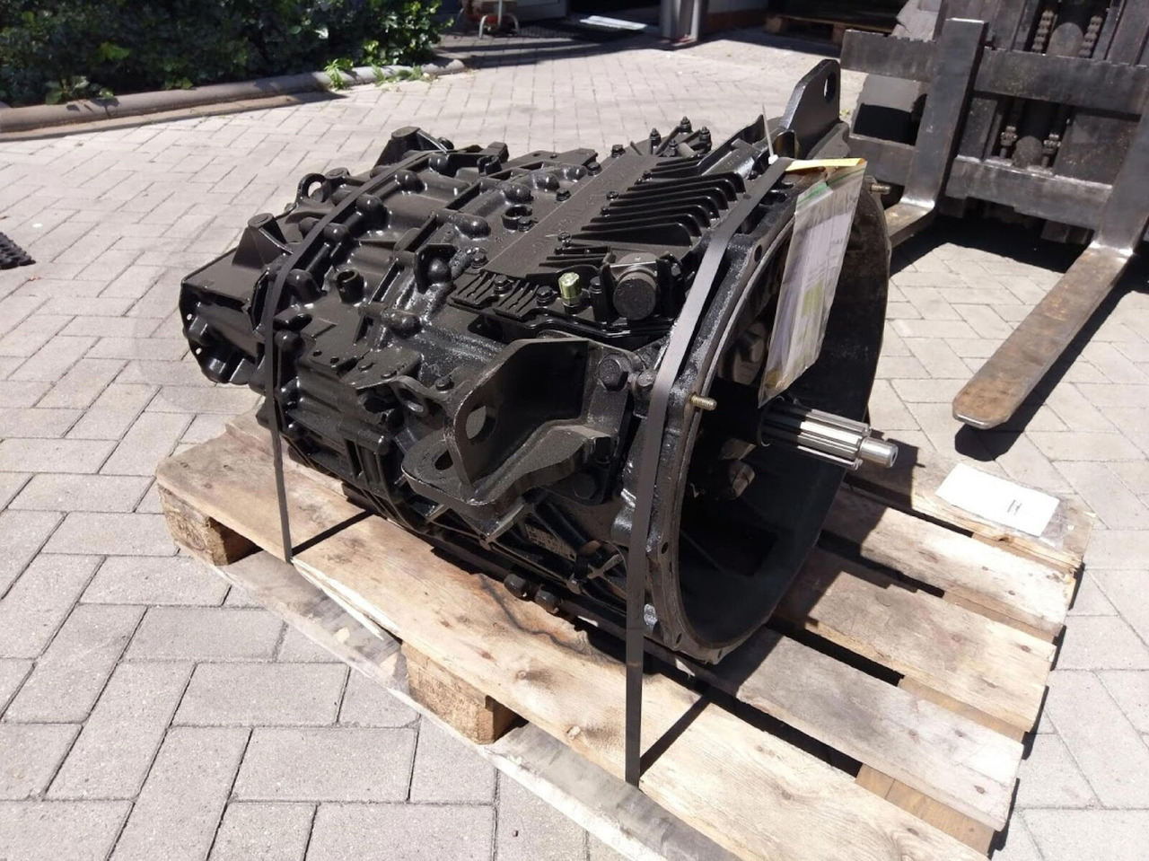 ZF LTM 1055-3.2 gearbox Astronic 12 AS 2302 - Mjenjač za Autodizalica: slika ZF LTM 1055-3.2 gearbox Astronic 12 AS 2302 - Mjenjač za Autodizalica ZF LTM 1055-3.2 gearbox Astronic 12 AS 2302 - Mjenjač za Autodizalica: slika ZF LTM 1055-3.2 gearbox Astronic 12 AS 2302 - Mjenjač za Autodizalica