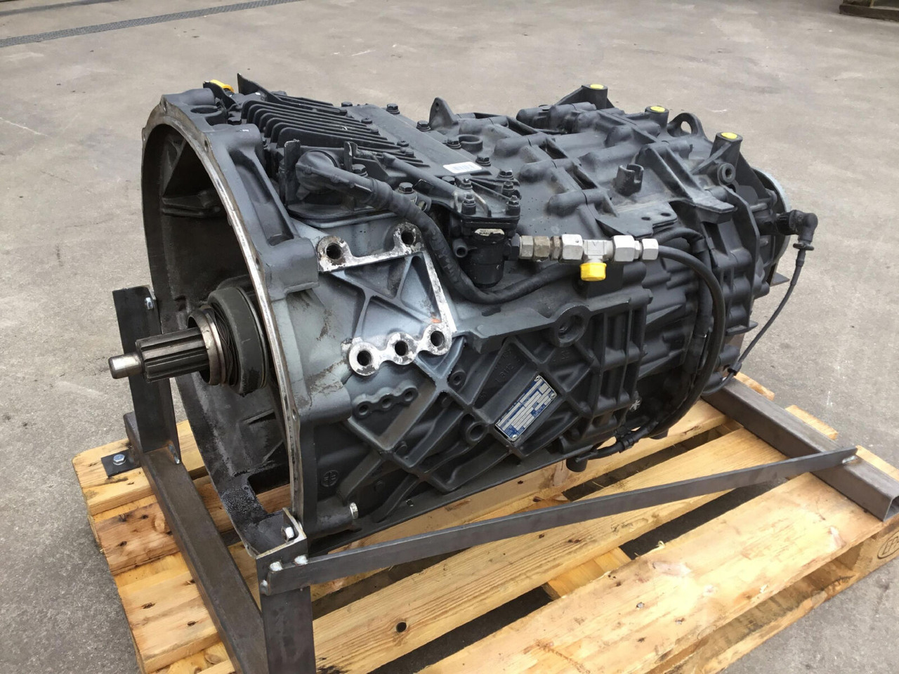 ZF MK 88 ZF Astronic gearbox 12 AS 2530 S0 - Mjenjač za Autodizalica: slika ZF MK 88 ZF Astronic gearbox 12 AS 2530 S0 - Mjenjač za Autodizalica ZF MK 88 ZF Astronic gearbox 12 AS 2530 S0 - Mjenjač za Autodizalica: slika ZF MK 88 ZF Astronic gearbox 12 AS 2530 S0 - Mjenjač za Autodizalica