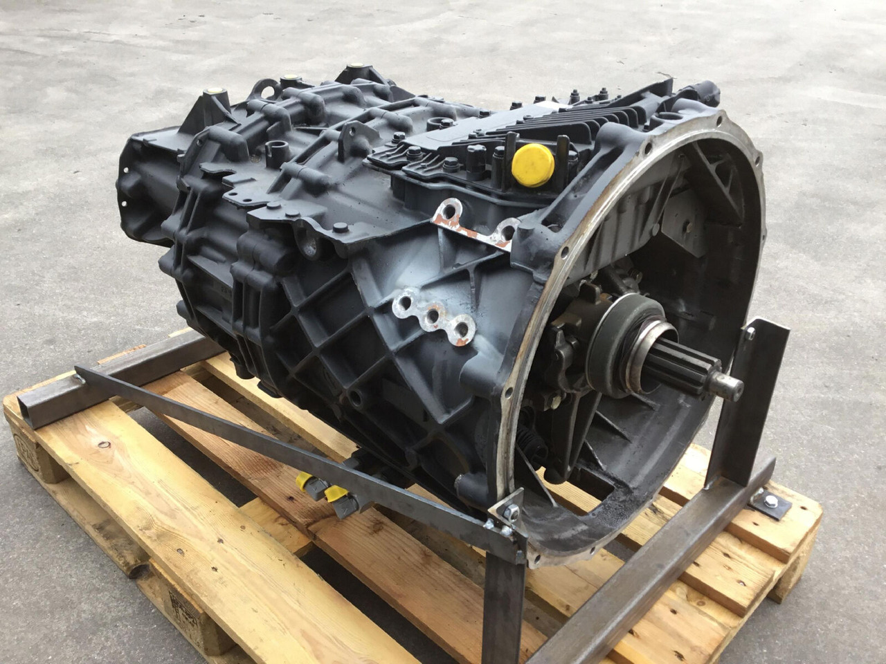 ZF MK 88 ZF Astronic gearbox 12 AS 2530 S0 - Mjenjač za Autodizalica: slika ZF MK 88 ZF Astronic gearbox 12 AS 2530 S0 - Mjenjač za Autodizalica ZF MK 88 ZF Astronic gearbox 12 AS 2530 S0 - Mjenjač za Autodizalica: slika ZF MK 88 ZF Astronic gearbox 12 AS 2530 S0 - Mjenjač za Autodizalica