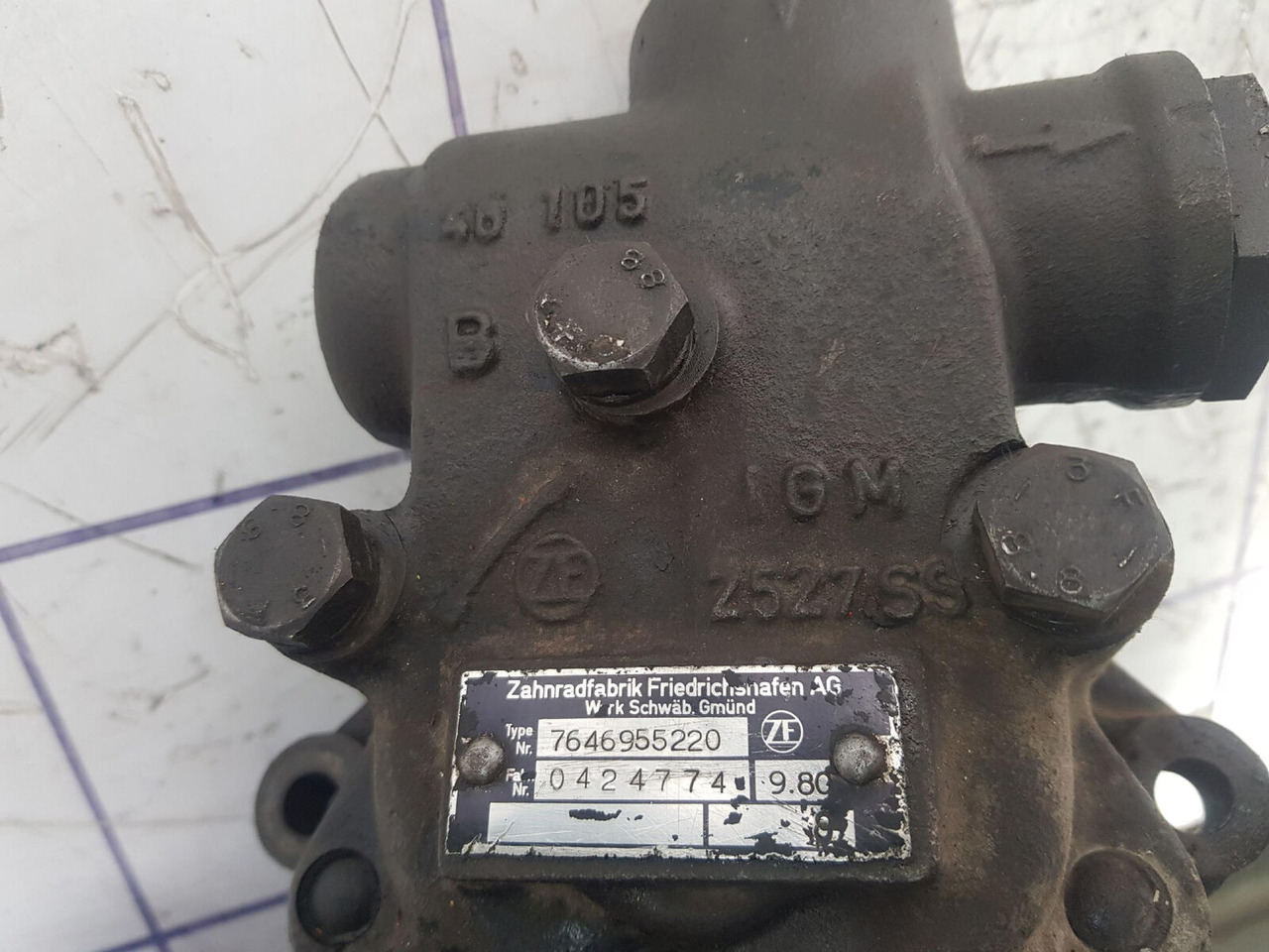 ZF steering pump - Servo pumpa upravljačkog mehanizma za Dizalica: slika ZF steering pump - Servo pumpa upravljačkog mehanizma za Dizalica ZF steering pump - Servo pumpa upravljačkog mehanizma za Dizalica: slika ZF steering pump - Servo pumpa upravljačkog mehanizma za Dizalica
