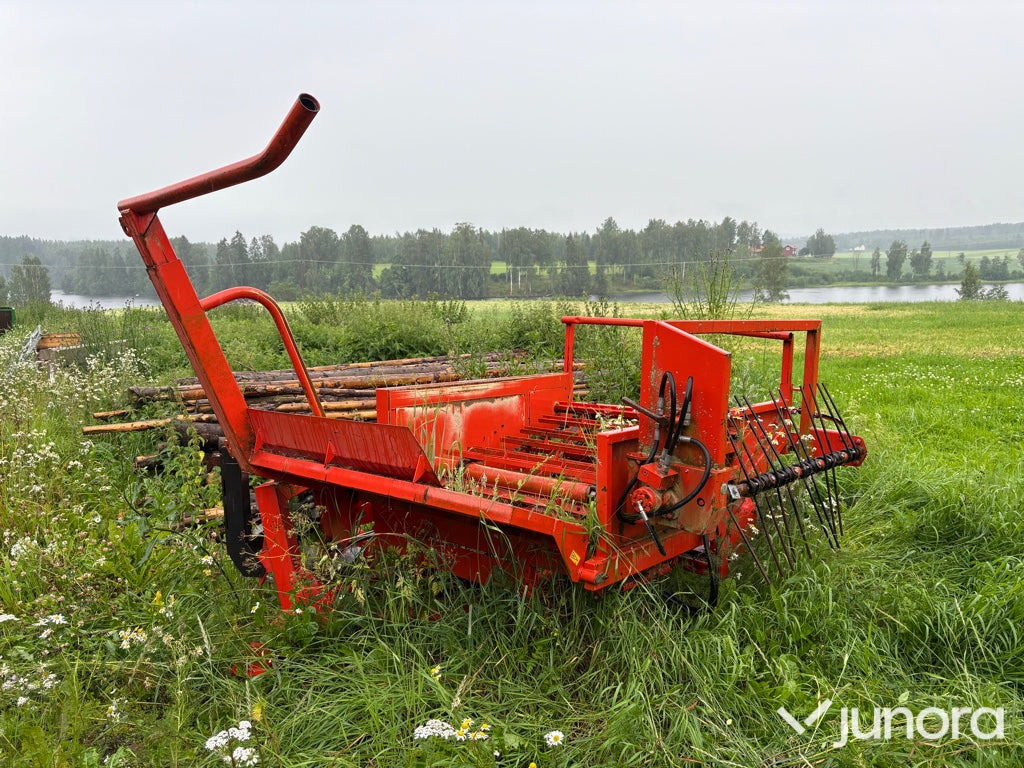 Balupprullare Altec DR 160 PA - Oprema za prevrtanje sijena: slika Balupprullare Altec DR 160 PA - Oprema za prevrtanje sijena Balupprullare Altec DR 160 PA - Oprema za prevrtanje sijena: slika Balupprullare Altec DR 160 PA - Oprema za prevrtanje sijena
