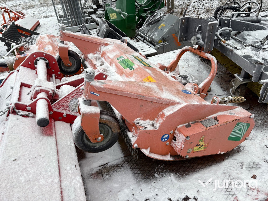 Betesputs - Agrimaster Spider 1800 - Malčer sa čekićima: slika Betesputs - Agrimaster Spider 1800 - Malčer sa čekićima Betesputs - Agrimaster Spider 1800 - Malčer sa čekićima: slika Betesputs - Agrimaster Spider 1800 - Malčer sa čekićima