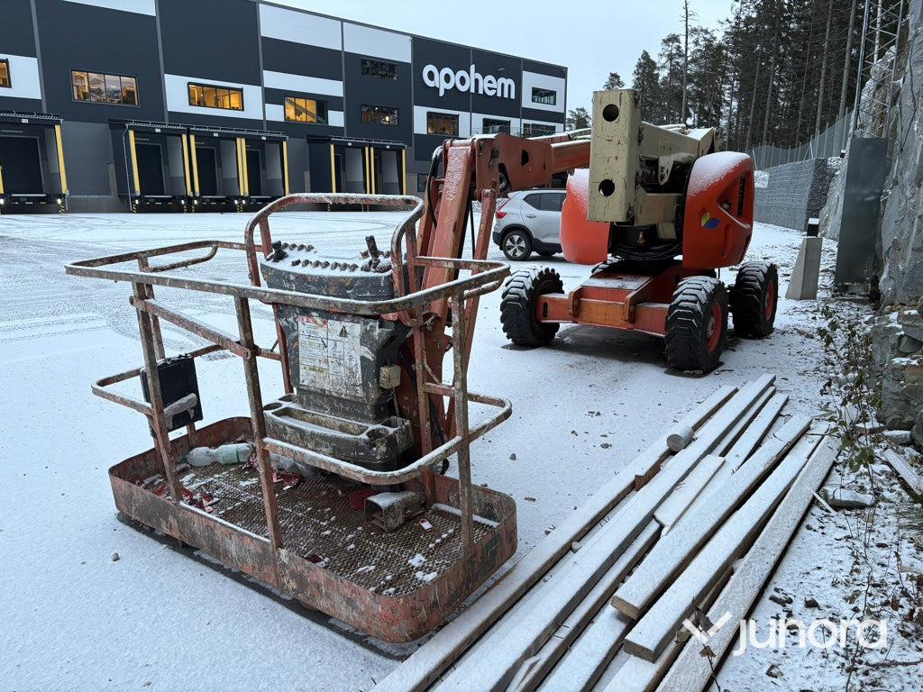 Bomlift - JLG OAJ - Zglobni krak: slika Bomlift - JLG OAJ - Zglobni krak Bomlift - JLG OAJ - Zglobni krak: slika Bomlift - JLG OAJ - Zglobni krak