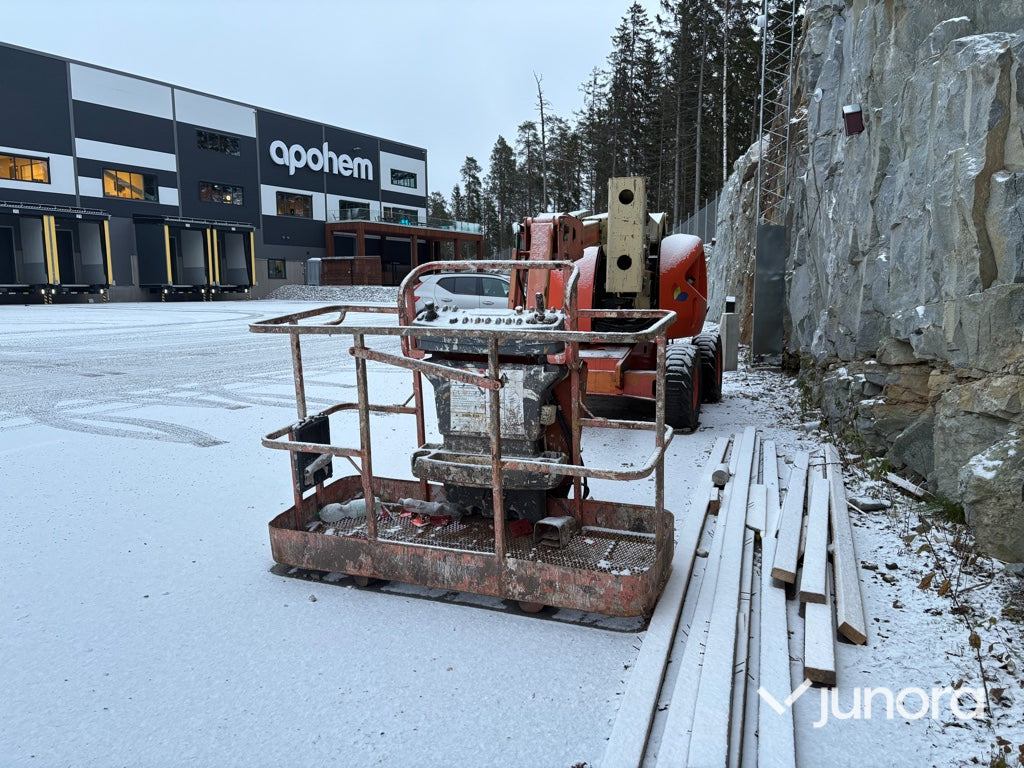 Bomlift - JLG OAJ - Zglobni krak: slika Bomlift - JLG OAJ - Zglobni krak Bomlift - JLG OAJ - Zglobni krak: slika Bomlift - JLG OAJ - Zglobni krak