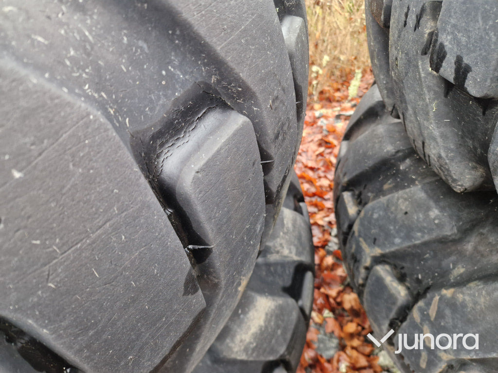 Däck - Hjullastare 20,5-25 - Guma: slika Däck - Hjullastare 20,5-25 - Guma Däck - Hjullastare 20,5-25 - Guma: slika Däck - Hjullastare 20,5-25 - Guma