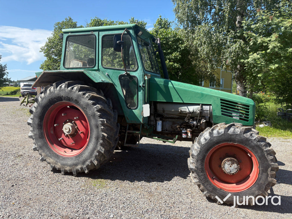 Deutz D 10006 A - Traktor: slika Deutz D 10006 A - Traktor Deutz D 10006 A - Traktor: slika Deutz D 10006 A - Traktor