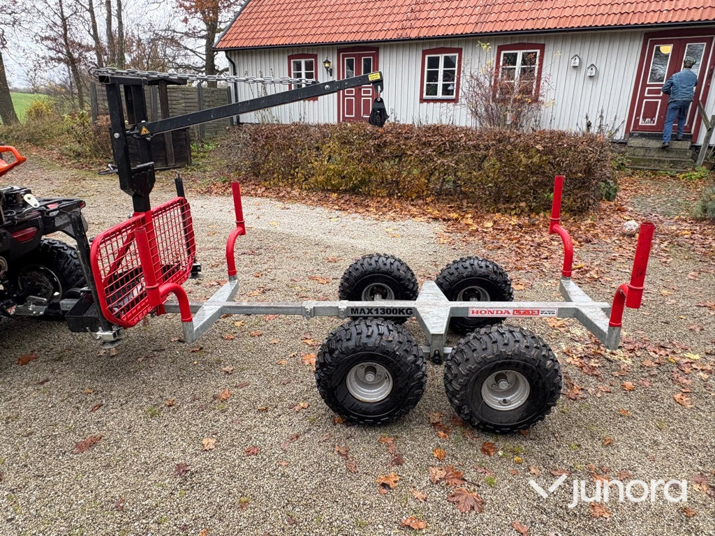 ATV timmervagn - Honda LT-13 - Drugi strojevi: slika ATV timmervagn - Honda LT-13 - Drugi strojevi ATV timmervagn - Honda LT-13 - Drugi strojevi: slika ATV timmervagn - Honda LT-13 - Drugi strojevi