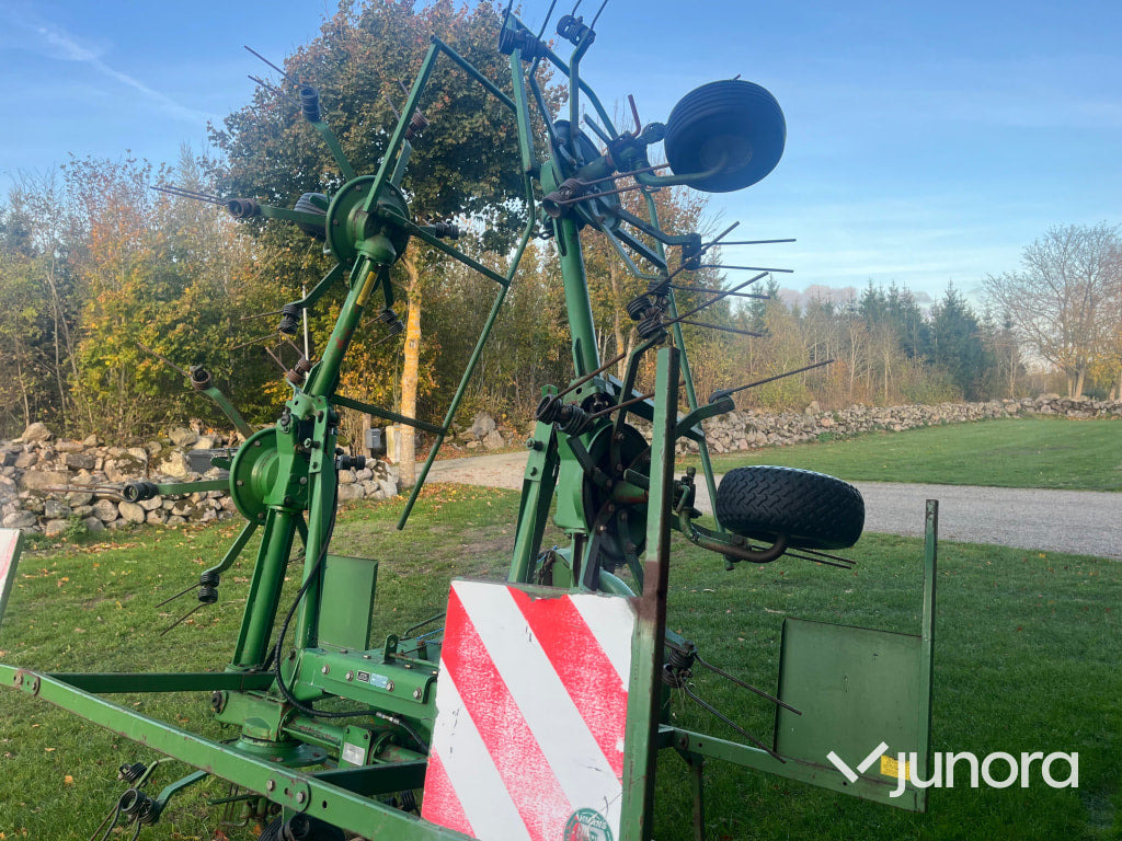 Hövändare - John Deere, Kuhn - Drugi strojevi: slika  Hövändare - John Deere, Kuhn - Drugi strojevi Hövändare - John Deere, Kuhn - Drugi strojevi: slika  Hövändare - John Deere, Kuhn - Drugi strojevi