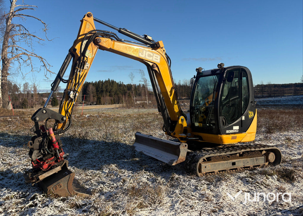 Grävmaskin - JCB, 8085 ZTS - Mini bager: slika Grävmaskin - JCB, 8085 ZTS - Mini bager Grävmaskin - JCB, 8085 ZTS - Mini bager: slika Grävmaskin - JCB, 8085 ZTS - Mini bager