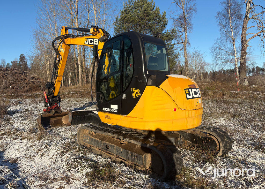 Grävmaskin - JCB, 8085 ZTS - Mini bager: slika Grävmaskin - JCB, 8085 ZTS - Mini bager Grävmaskin - JCB, 8085 ZTS - Mini bager: slika Grävmaskin - JCB, 8085 ZTS - Mini bager