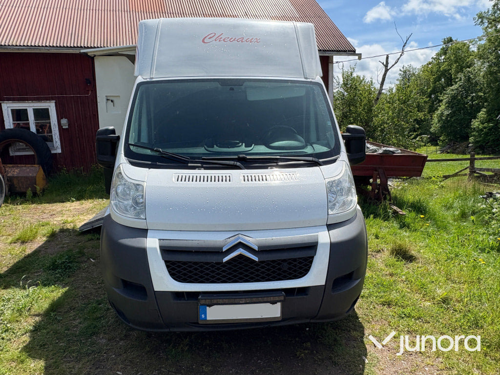Hästtransport Citroën Jumper - Kamion za prijevoz konja, Dostavno vozilo: slika Hästtransport Citroën Jumper - Kamion za prijevoz konja, Dostavno vozilo Hästtransport Citroën Jumper - Kamion za prijevoz konja, Dostavno vozilo: slika Hästtransport Citroën Jumper - Kamion za prijevoz konja, Dostavno vozilo