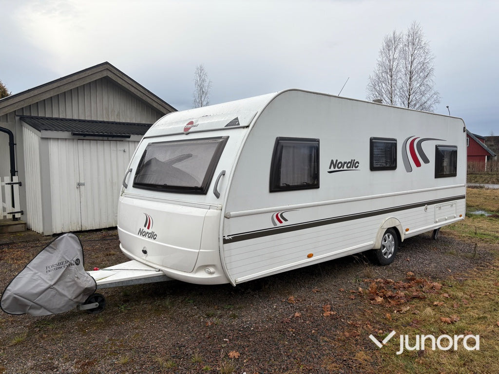 Husvagn - BÜRSTNER GMBH Averso Nordic - Kamp prikolica: slika Husvagn - BÜRSTNER GMBH Averso Nordic - Kamp prikolica Husvagn - BÜRSTNER GMBH Averso Nordic - Kamp prikolica: slika Husvagn - BÜRSTNER GMBH Averso Nordic - Kamp prikolica