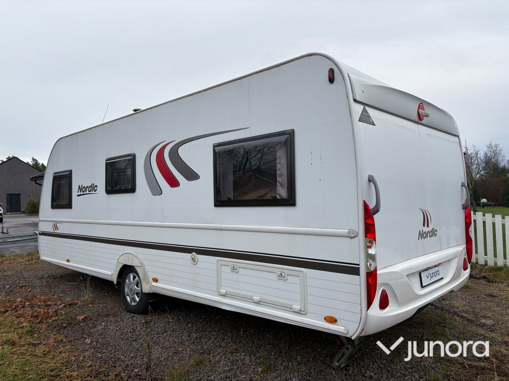 Husvagn - BÜRSTNER GMBH Averso Nordic - Kamp prikolica: slika Husvagn - BÜRSTNER GMBH Averso Nordic - Kamp prikolica Husvagn - BÜRSTNER GMBH Averso Nordic - Kamp prikolica: slika Husvagn - BÜRSTNER GMBH Averso Nordic - Kamp prikolica