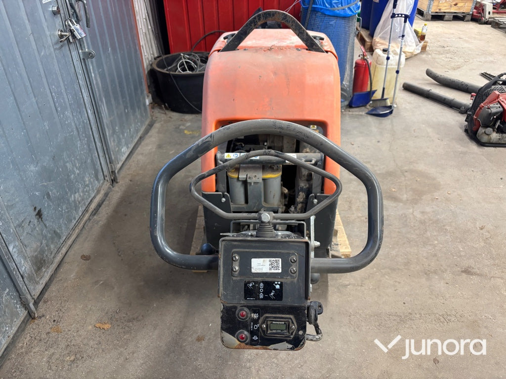 Markvibrator - Husqvarna LG 504 - Vibro ploča: slika Markvibrator - Husqvarna LG 504 - Vibro ploča Markvibrator - Husqvarna LG 504 - Vibro ploča: slika Markvibrator - Husqvarna LG 504 - Vibro ploča