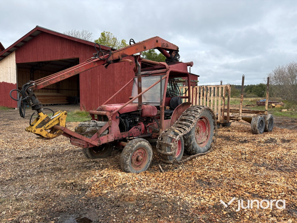 Skogstraktor ÖSA-48 ”Volvo BM 400 Buster” - Traktor za šumarstvo: slika Skogstraktor ÖSA-48 ”Volvo BM 400 Buster” - Traktor za šumarstvo Skogstraktor ÖSA-48 ”Volvo BM 400 Buster” - Traktor za šumarstvo: slika Skogstraktor ÖSA-48 ”Volvo BM 400 Buster” - Traktor za šumarstvo
