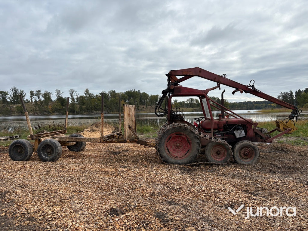 Traktor za šumarstvo Skogstraktor ÖSA-48 ”Volvo BM 400 Buster”: slika Traktor za šumarstvo Skogstraktor ÖSA-48 ”Volvo BM 400 Buster”