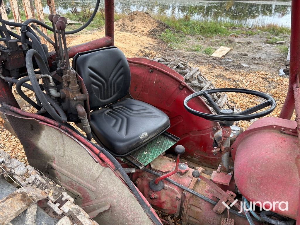 Traktor za šumarstvo Skogstraktor ÖSA-48 ”Volvo BM 400 Buster”: slika Traktor za šumarstvo Skogstraktor ÖSA-48 ”Volvo BM 400 Buster”
