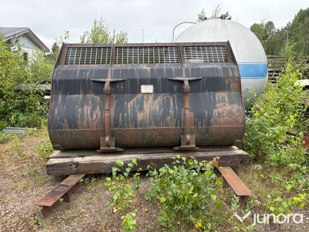 Skopa - Volvo BM - Utovarna korpa: slika Skopa - Volvo BM - Utovarna korpa Skopa - Volvo BM - Utovarna korpa: slika Skopa - Volvo BM - Utovarna korpa