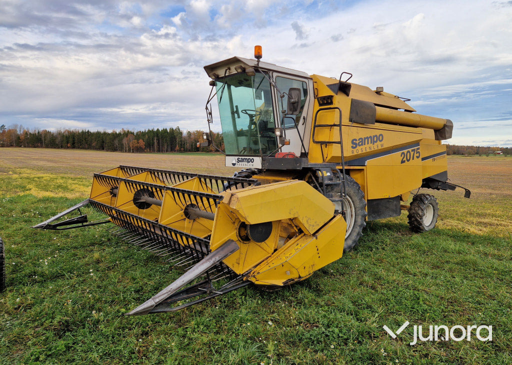 Skördetröska - Sampo Rosenlew, 2075 - Kombajn za žetvu: slika Skördetröska - Sampo Rosenlew, 2075 - Kombajn za žetvu Skördetröska - Sampo Rosenlew, 2075 - Kombajn za žetvu: slika Skördetröska - Sampo Rosenlew, 2075 - Kombajn za žetvu