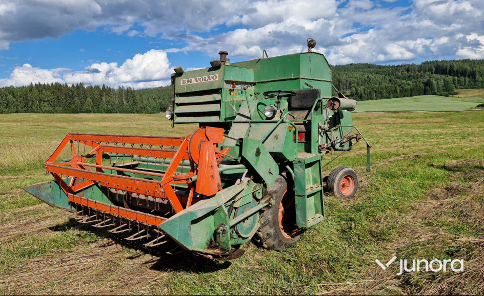 Skördetröska - Volvo BM, Aktiv 800 + Aktiv 800 som reservdel - Kombajn za žetvu: slika Skördetröska - Volvo BM, Aktiv 800 + Aktiv 800 som reservdel - Kombajn za žetvu Skördetröska - Volvo BM, Aktiv 800 + Aktiv 800 som reservdel - Kombajn za žetvu: slika Skördetröska - Volvo BM, Aktiv 800 + Aktiv 800 som reservdel - Kombajn za žetvu