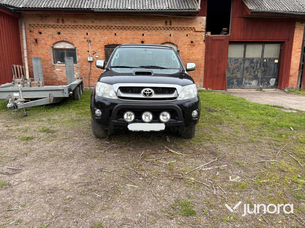 Toyota Hilux X-Cab 4wd - Pick-up: slika Toyota Hilux X-Cab 4wd - Pick-up Toyota Hilux X-Cab 4wd - Pick-up: slika Toyota Hilux X-Cab 4wd - Pick-up