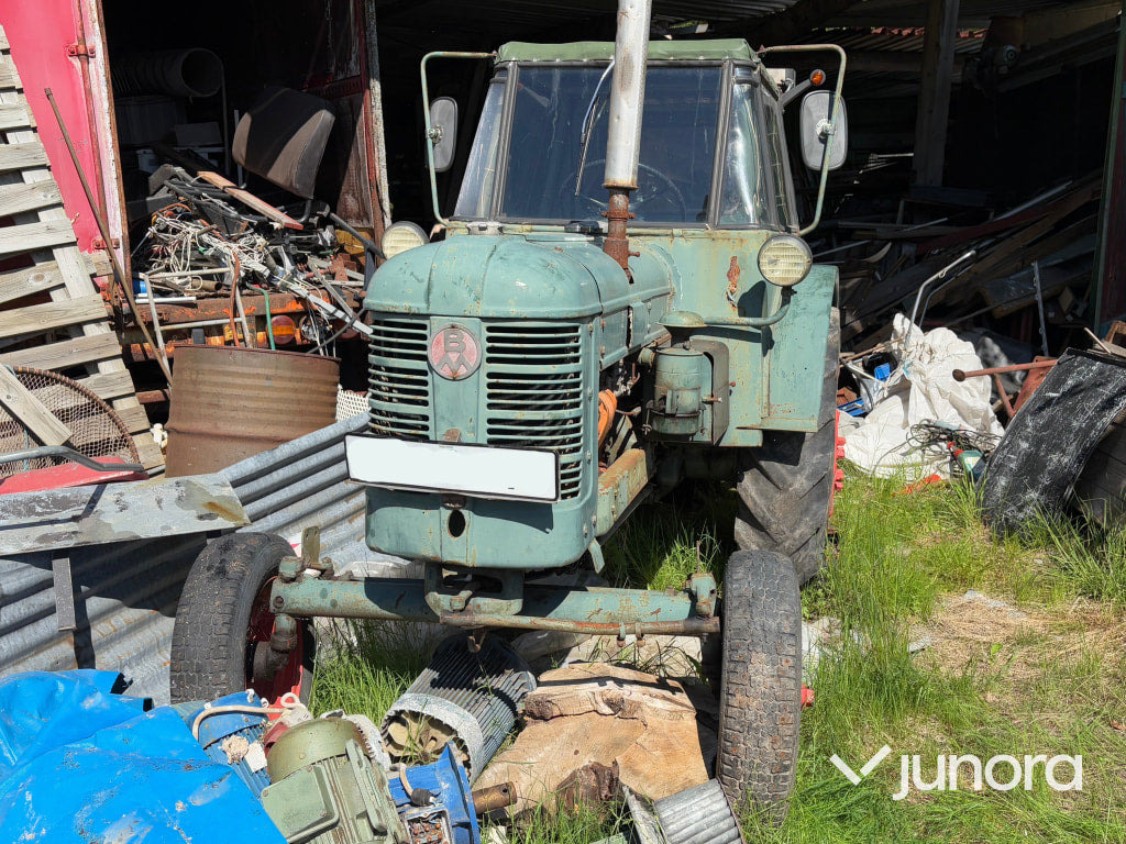 Traktor - BOLINDER-MUNKTELL, BM-200, Teddy, 1953 - Traktor: slika  Traktor - BOLINDER-MUNKTELL, BM-200, Teddy, 1953 - Traktor Traktor - BOLINDER-MUNKTELL, BM-200, Teddy, 1953 - Traktor: slika  Traktor - BOLINDER-MUNKTELL, BM-200, Teddy, 1953 - Traktor