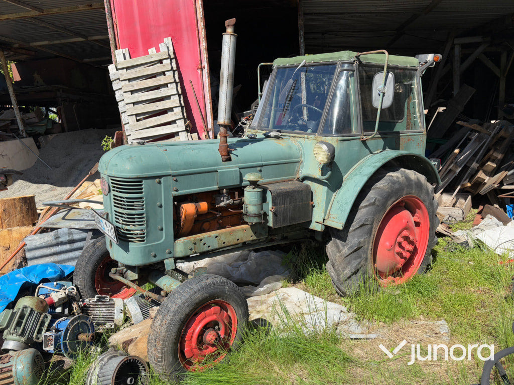 Traktor - BOLINDER-MUNKTELL, BM-200, Teddy, 1953 - Traktor: slika  Traktor - BOLINDER-MUNKTELL, BM-200, Teddy, 1953 - Traktor Traktor - BOLINDER-MUNKTELL, BM-200, Teddy, 1953 - Traktor: slika  Traktor - BOLINDER-MUNKTELL, BM-200, Teddy, 1953 - Traktor