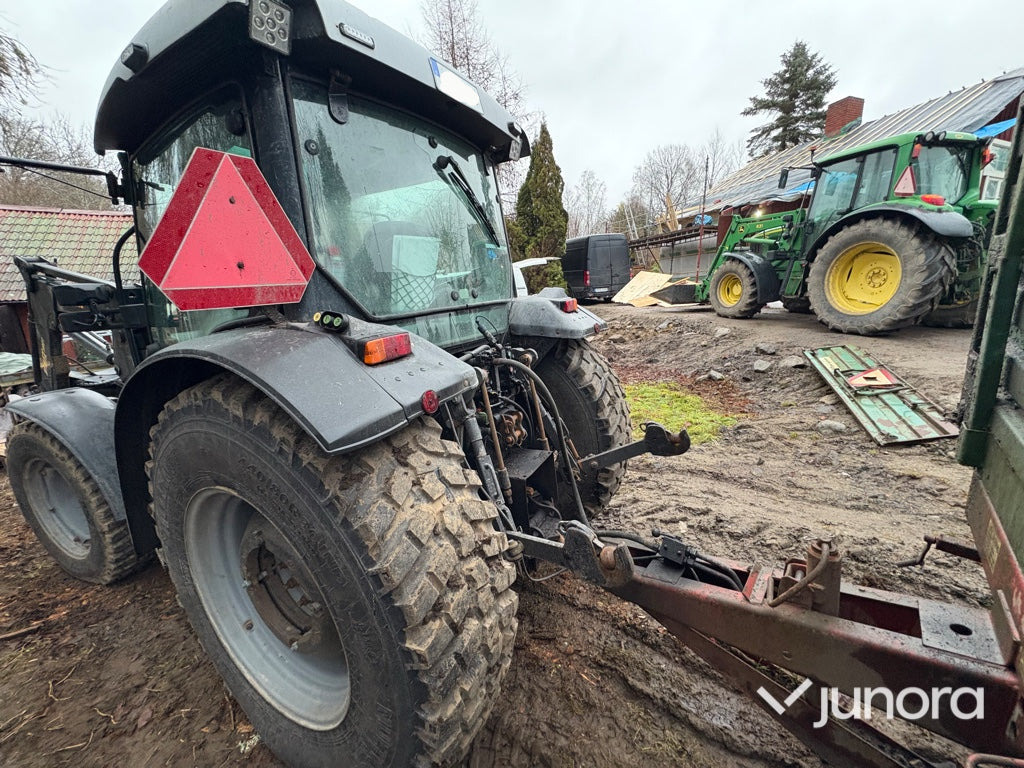 Traktor - Lamborghini 11S Spire 100.4 - Traktor: slika Traktor - Lamborghini 11S Spire 100.4 - Traktor Traktor - Lamborghini 11S Spire 100.4 - Traktor: slika Traktor - Lamborghini 11S Spire 100.4 - Traktor