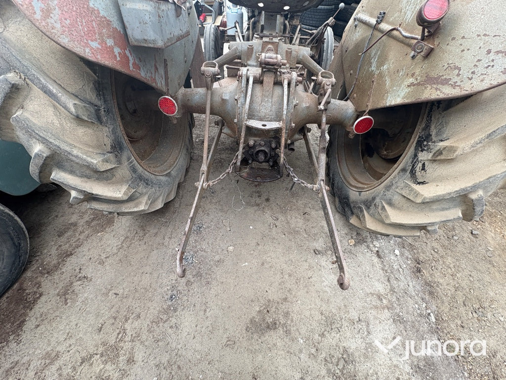Traktor - Massey Ferguson, Grolle - Traktor: slika  Traktor - Massey Ferguson, Grolle - Traktor Traktor - Massey Ferguson, Grolle - Traktor: slika  Traktor - Massey Ferguson, Grolle - Traktor