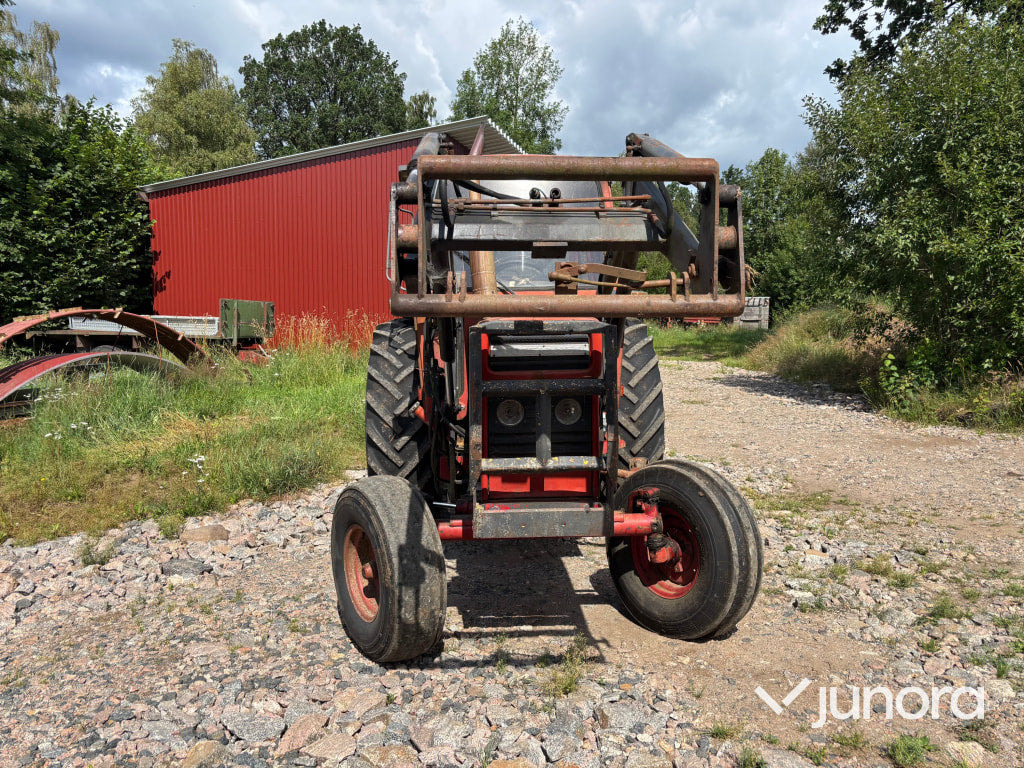 Traktor Volvo BM 2250 med lastare - Traktor: slika Traktor Volvo BM 2250 med lastare - Traktor Traktor Volvo BM 2250 med lastare - Traktor: slika Traktor Volvo BM 2250 med lastare - Traktor